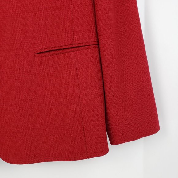 Classic 2-Button Red Lined Blazer Like New 4 Petite - Picture 4 of 11